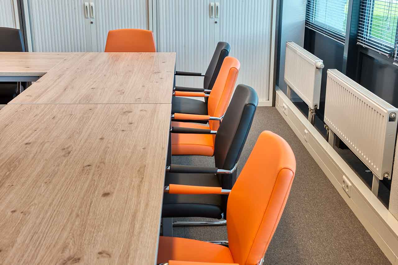 Flexibel kantoormeubilair voor hybride horecawerkplekken